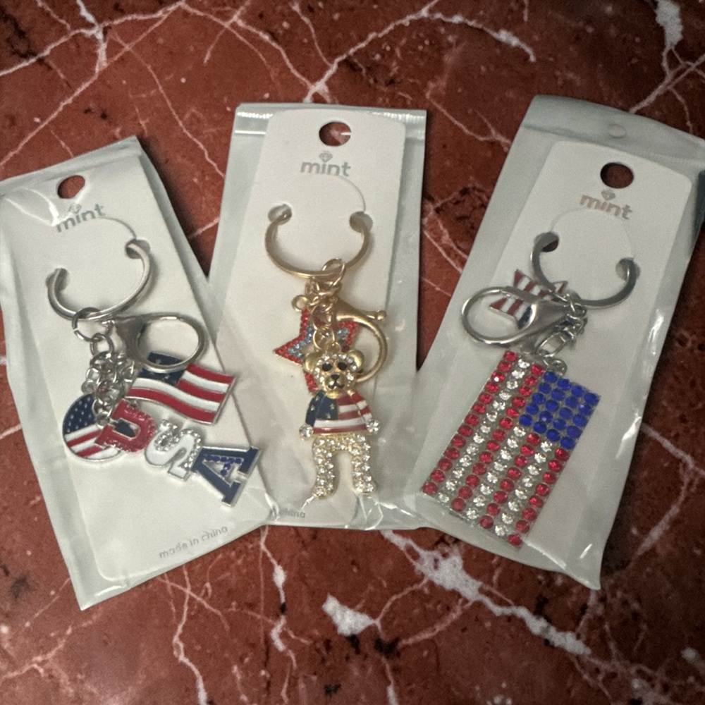 Mint Patriotic Bag Charm/Keychains - (3)